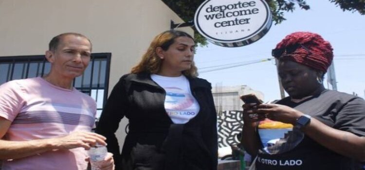 Inauguran en Tijuana estación para atender a migrantes deportados