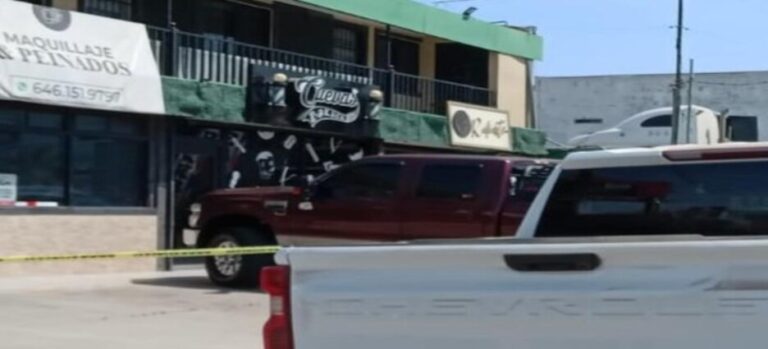 Identifican a hombre victimado en Barberia de Ensenada