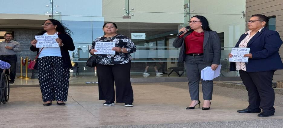 Abogados en Ensenada se manifiestan contra nuevas reglas para litigio familiar